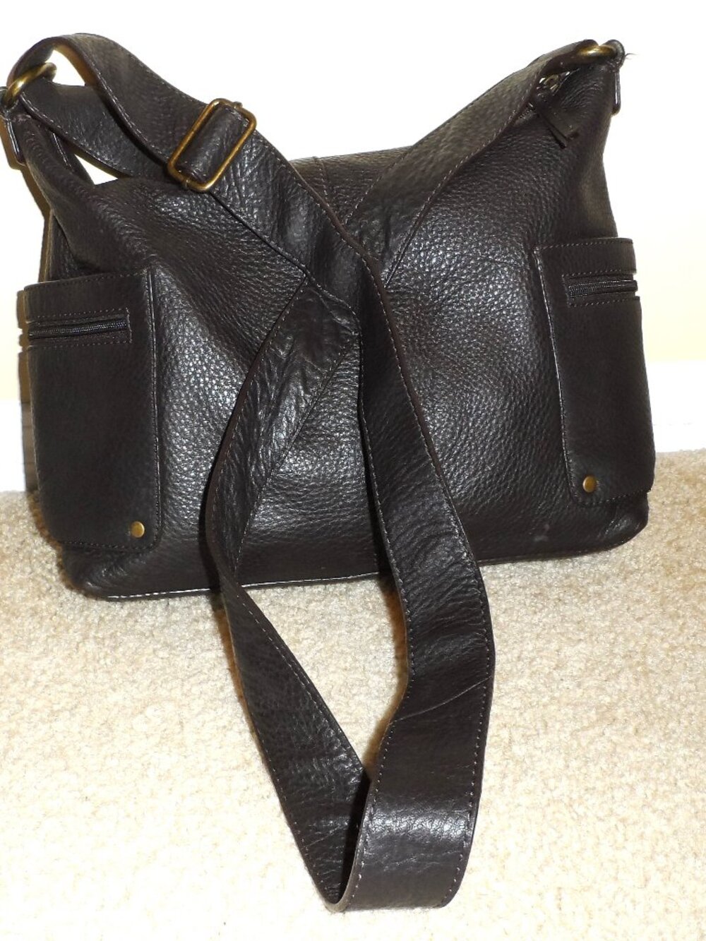 Eddie Bauer- Genuine Leather crossbody shoulder bag.